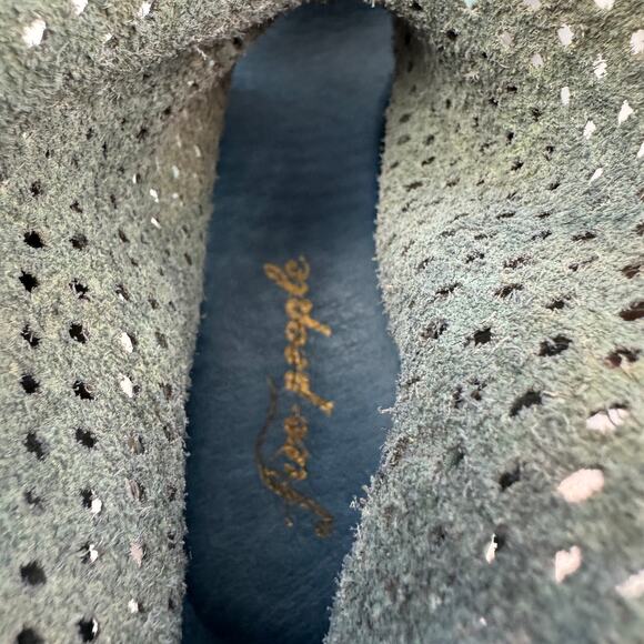 Free People Rendering Laser Cut Mesh Leather Boho Hippie Clog Women's Size 40/9 - Picture 9 of 11